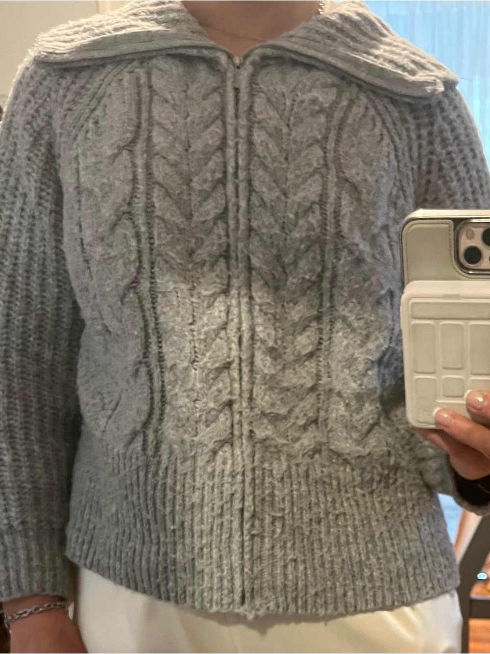 Olive & Oak Light Gray Cable-Knit Zip Cardigan